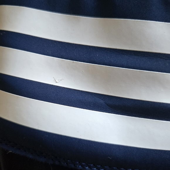 Adidas Adilette Slides Size 10 - Picture 4 of 4